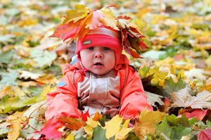 Описание: http://detpol3.chita.ru/misc/images/malysh_na_prirode.jpg