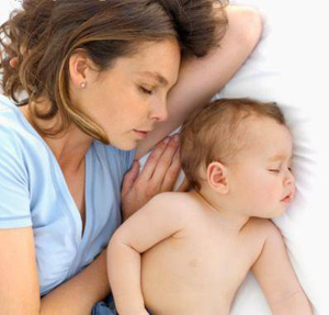 Описание: http://detpol3.chita.ru/misc/images/baby-mother.jpg